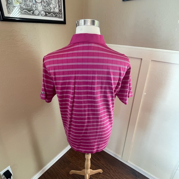 Tiger Woods golf shirt - Picture 4 of 4